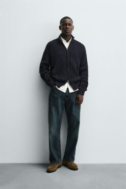 Alternative view of ÁO KHOÁC DỆT KIM VÂN NỔI CÓ KHÓA KÉO