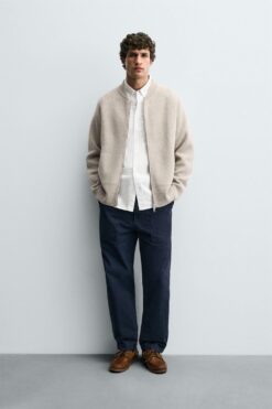 Alternative view of ÁO KHOÁC BOMBER DỆT KIM 100% LEN